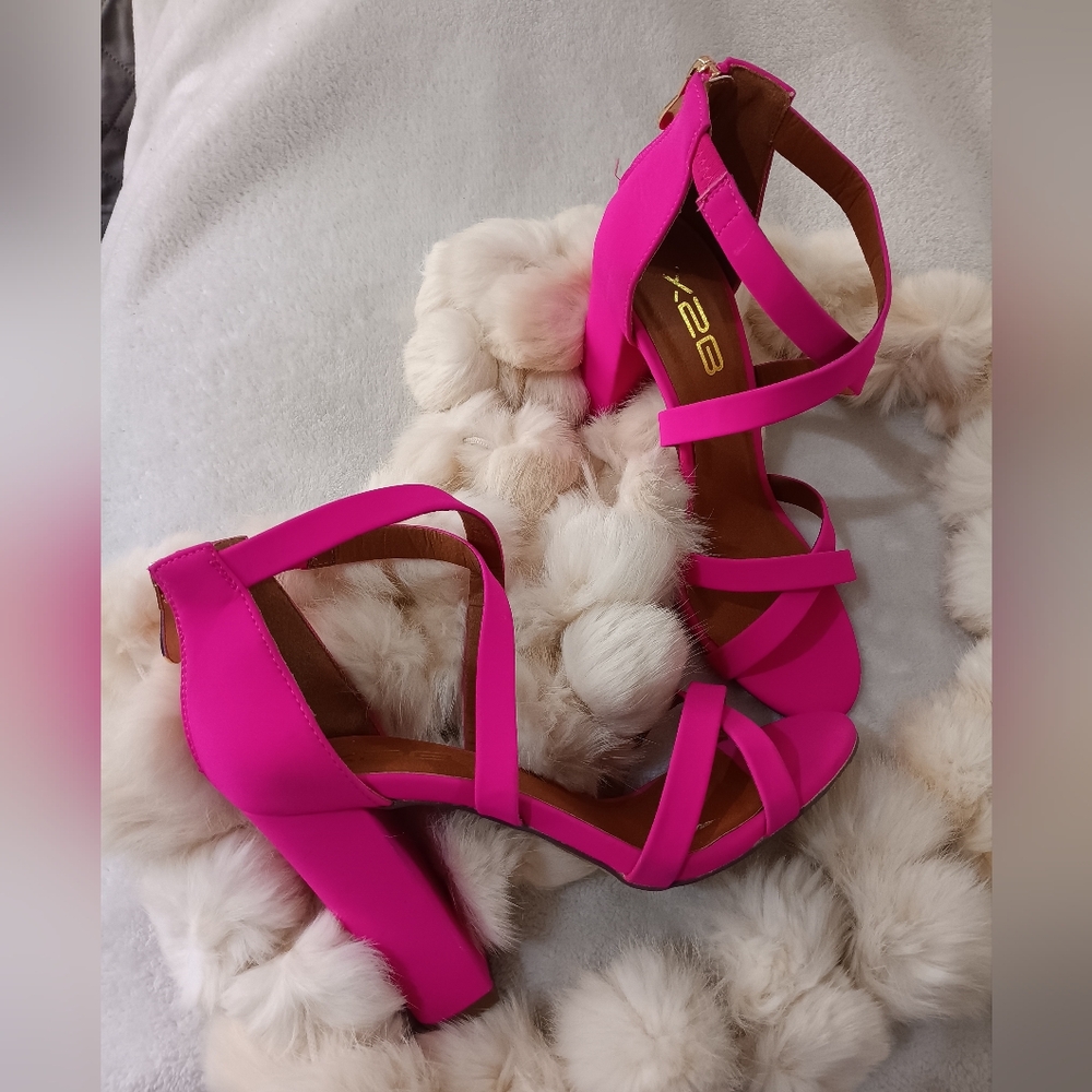 X2 Pink Heeled Shoes with Strappy Design Sz 7